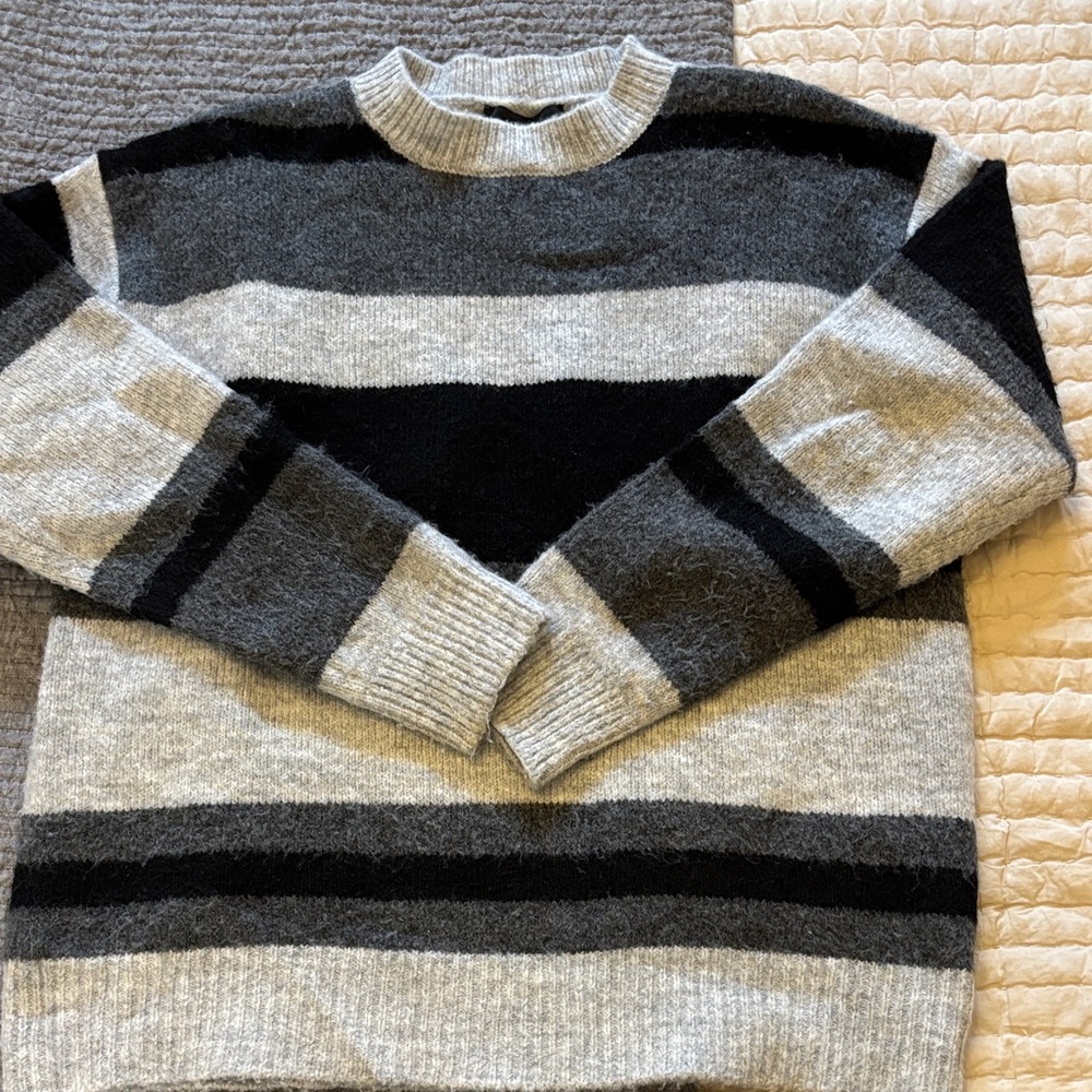 Women’s Fifteen Twenty Striped Sweater - Black and Gray